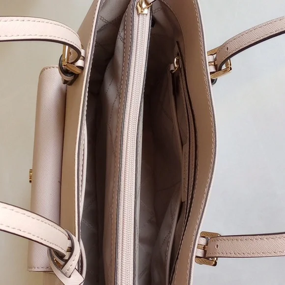 Gold Hardware MMK Jet Set Saffiano Frame Leather Bag Medium Tote Front Pocket - Picture 7 of 10